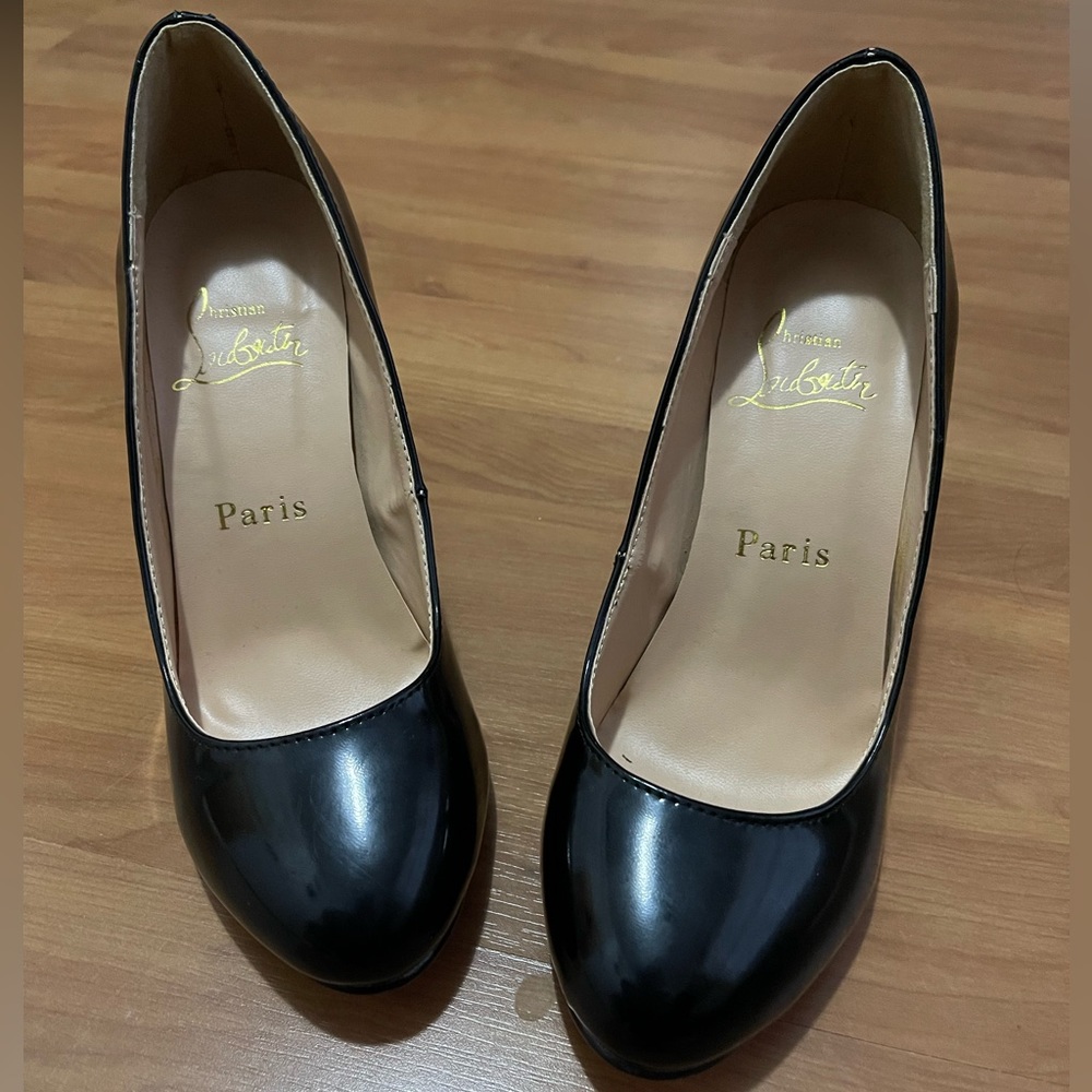 Christian Louboutin Mistica 60 Patent Leather size 38